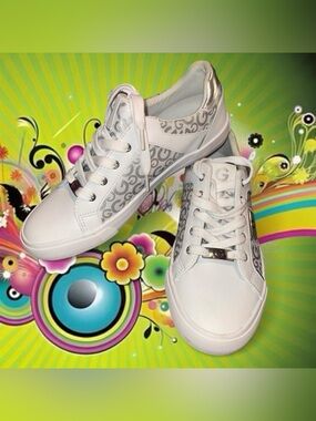 y2k style mcbling metallic logomania sneakers - g by guess, sz 10 MISSING INSOLE